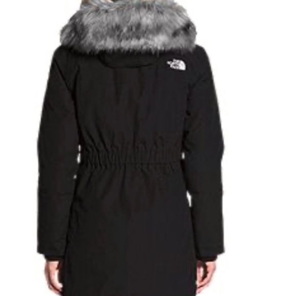 The North Face Artic Down Parka - Picture 2 of 2